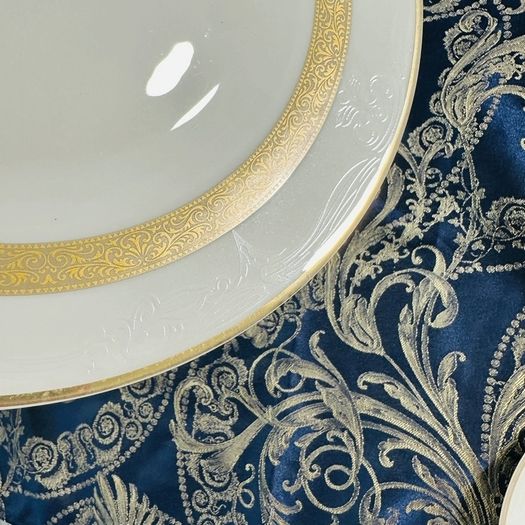2PC Royal Classics gold gilded bone-China plates 8Inch