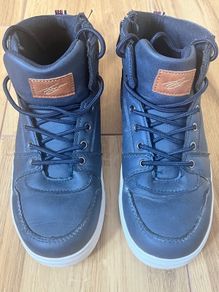 Tommy Bowe boys boots