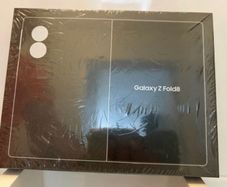 NEW Samsung Galaxy Z Fold 8 256GB Black( Irish stock )