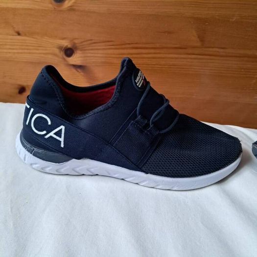 Nautica slip on trainers Size 3 eu 36 navy/white in excellent condition