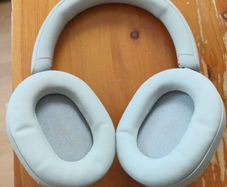 Sony xm-5 headphones