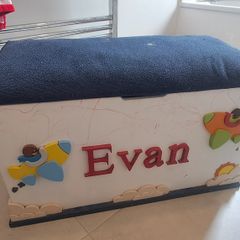toy box personlised can be cleaned up and covered