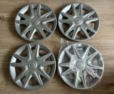 15" Wheel hubcaps.  Original Ford