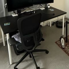 Monitor Lenovo ThinkVision P27h-10 + Humanscale M8