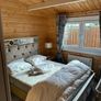 1 Bed Log Cabin Image 5