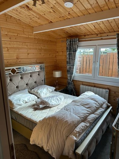 1 Bed Log Cabin