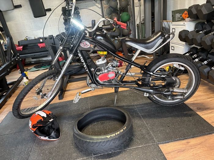 Engine Bike 2 Stroke!, Rubs Smoothly, Great Condition!!!