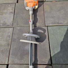 Husqvarna 322LD mid reach hedge trimmer