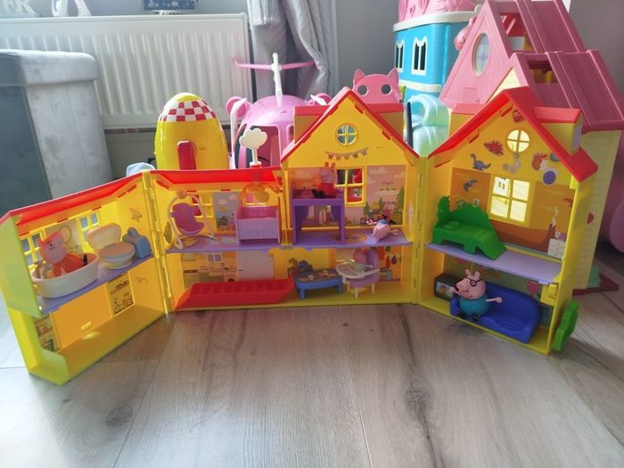 Peppa Pig House
