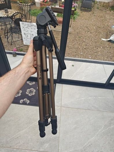 Tevion 5ft Tripod