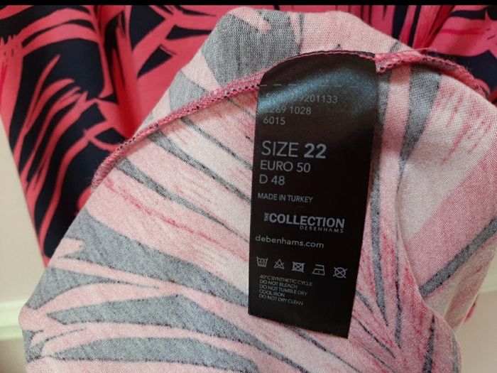 New dress 22 tag attached