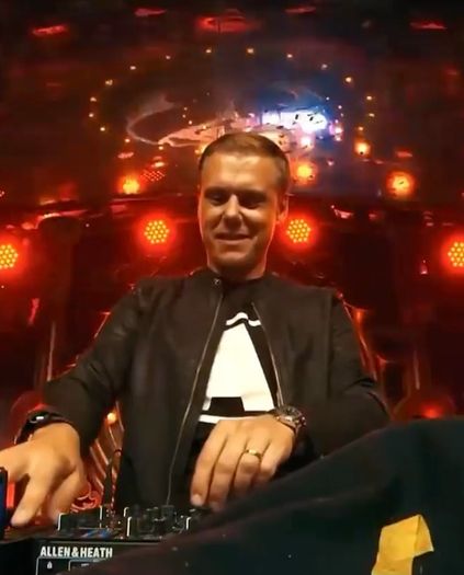 ASOT a state of trance t-shirt as worn by Armin van buuren tomorrowland t-shirt