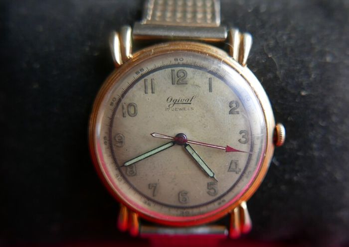 Vintage OGIVAL SWISS Made WW2 Era Watch, 17 Jewels, Rare Collectable Watch, Circa 1940's-Serviced-works well