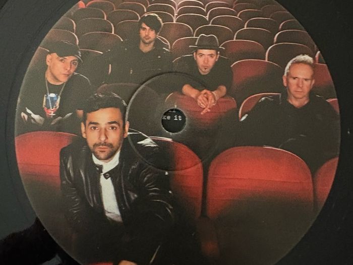 Gun - Frantic LP. 2015 release by Scottish band. Cheaper than Discogs perfect condition. Played twice.