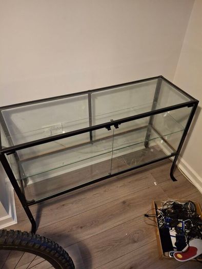 Glass display cabinet
