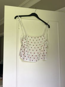 Brandy Melville Top