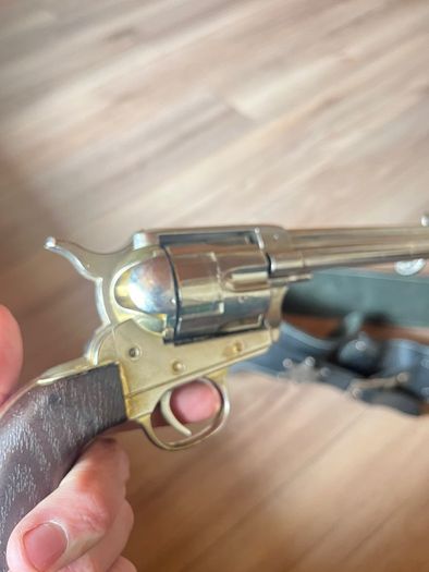 Replica