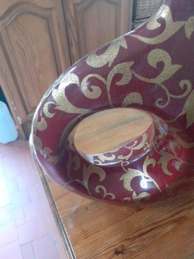 Chinese style vase.