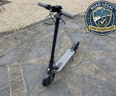 Xiaomi Ninebot 1S Like New Road Legal Electric scooter