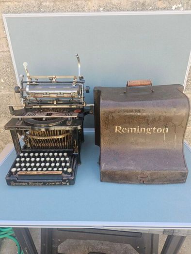 Antique Typewriter