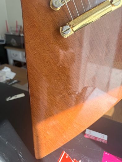 Gibson explorer