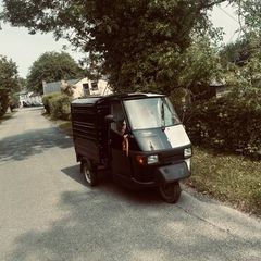 Piaggio Ape van