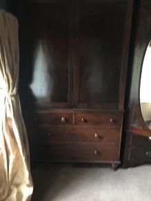 Linen cupboard / wardrobe / chest of drawers bb