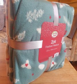 New 2 Gift Set Soft Christmas Blankets