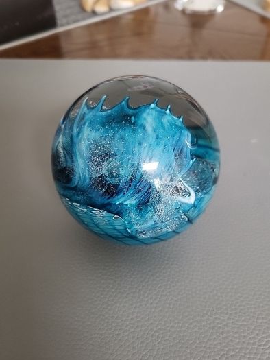 Crystal ball crested wave
