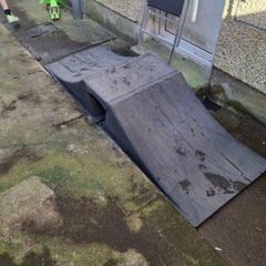 Skateboard Ramp with 2 x skateboards