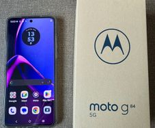 Motorola G84 5g / 256gb / 8gb Ram
