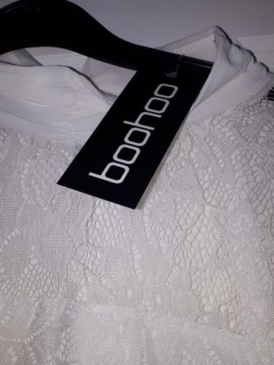 Top by Boohoo