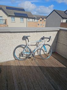 Carrera virtuoso road bike