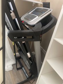 Nordic track folding treadmill