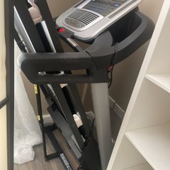Nordic track folding treadmill