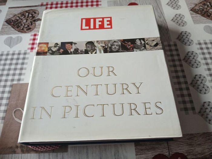 Vintage Our Century in Pictures Life History Pop Cultire Politics Chronicle of Twentieth Century Hardback