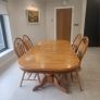 Extendable kitchen table and 4 chairs Image 3