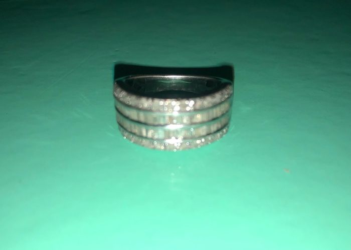 diamond ring silver band