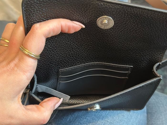 DKNY belt & wrist bag / clutch