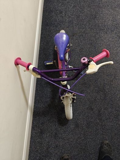 Girls bike