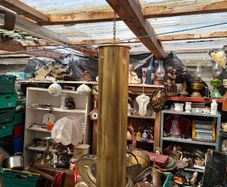 Very Large Army WW1 Dated 1918 Heavy Brass Gong Shell with a Hammer, Pubs, Bar Restraunts or Hotels etc, A beautiful eye catcher and a wonderful conversation piece, Postage Available or Collection on all my items