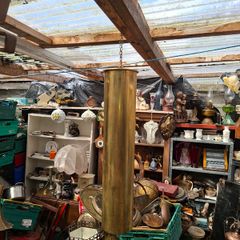 Very Large Army WW1 Dated 1918 Heavy Brass Gong Shell with a Hammer, Pubs, Bar Restraunts or Hotels etc, A beautiful eye catcher and a wonderful conversation piece, Postage Available or Collection on all my items