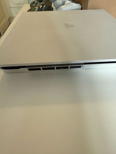PS4 Slim white 500GB