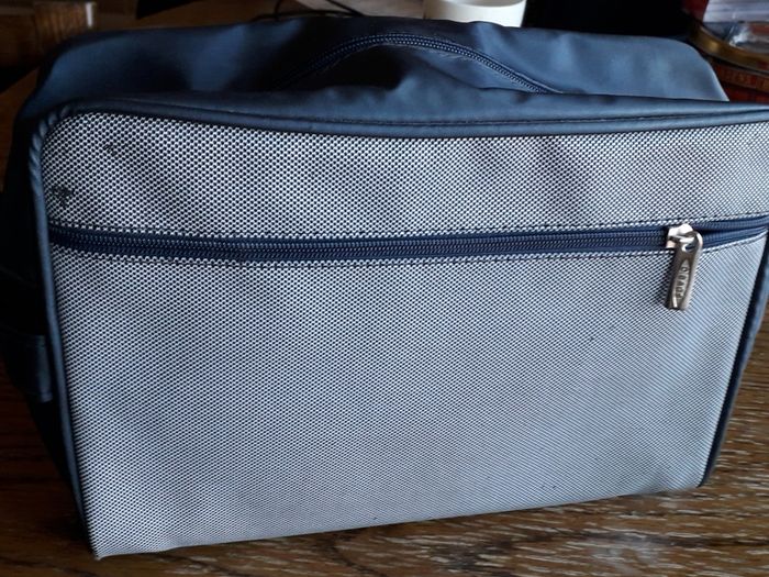 washbag - dark blue + grey pattern