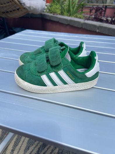 Adidas Gazelles Green size 5K (infant)