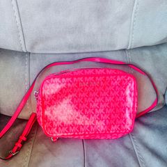 Michael Kors Jet Set signature logo crossbody bag