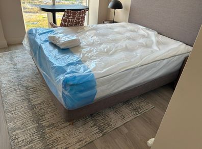 King size bed for sale