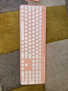 Pink Keyboard and mouse - Wireless