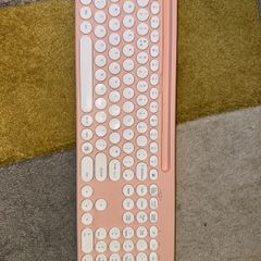 Pink Keyboard and mouse - Wireless