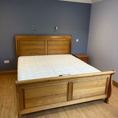 Solid Oak Super King Sleigh Bed With Mattress